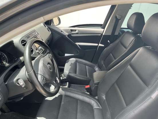VOLKSWAGEN-TIGUAN-2.0 TSI 16V TURBO GASOLINA 4P TIPTRONIC VOLKSWAGEN-TIGUAN-2014