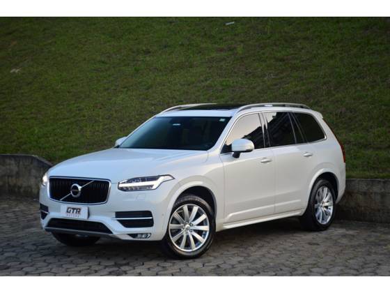 VOLVO XC90 2.0 MOMENTUM TURBO GASOLINA 4P 4X4 AUTOMÁTICO