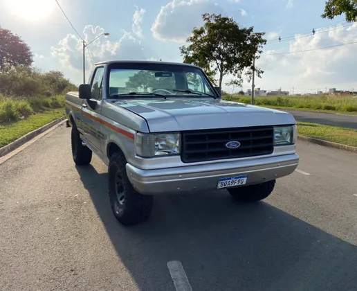 FORD F-1000 3.9 SUPER SÉRIE 4X4 CS 8V TURBO DIESEL 2P MANUAL