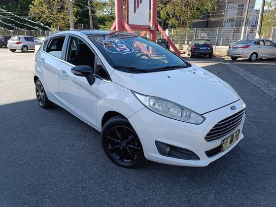 FORD FIESTA 1.6 SE HATCH 16V FLEX 4P MANUAL