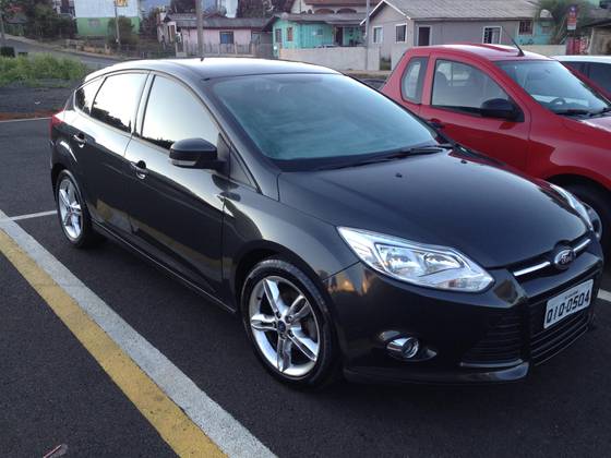 FORD FOCUS 2.0 SE 16V FLEX 4P POWERSHIFT