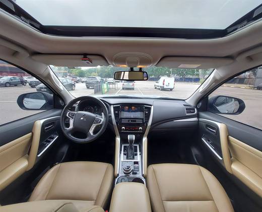 MITSUBISHI PAJERO SPORT 2.4 16V MIVEC TURBO DIESEL HPE AWD AUTOMÁTICO