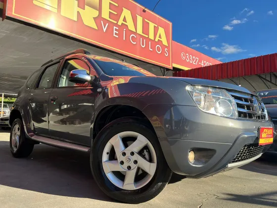 RENAULT DUSTER 2.0 DYNAMIQUE 4X2 16V FLEX 4P AUTOMÁTICO