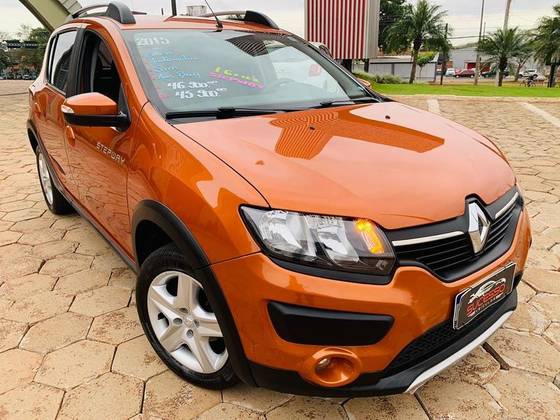 RENAULT SANDERO 1.6 STEPWAY 8V FLEX 4P AUTOMATIZADO