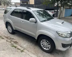 TOYOTA HILUX SW4 3.0 SRV 4X4 16V TURBO INTERCOOLER DIESEL 4P AUTOMÁTICO TOYOTA HILUX SW4 3.0 SRV 4X4 16V TURBO INTERCOOLER DIESEL 4P AUTOMÁTICO