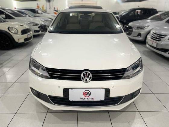 VOLKSWAGEN JETTA 2.0 TSI HIGHLINE 200CV GASOLINA 4P TIPTRONIC