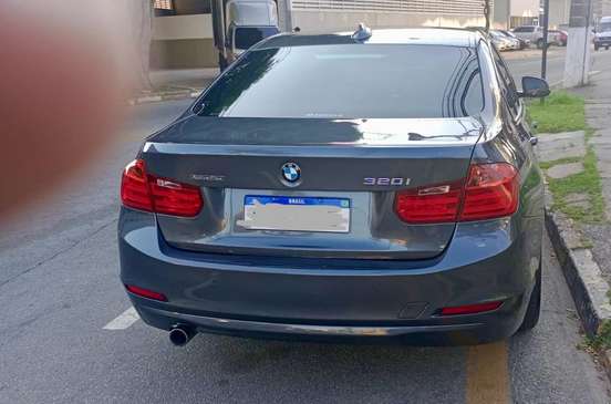 BMW-320i-2014