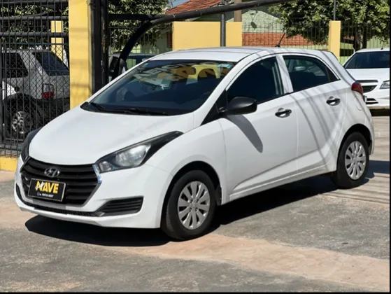 HYUNDAI HB20 1.0 COMFORT PLUS 12V FLEX 4P MANUAL