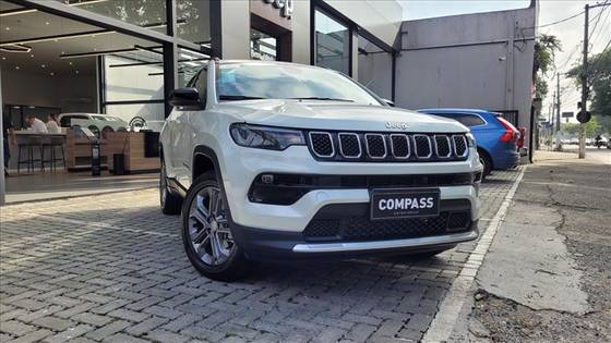 JEEP COMPASS 1.3 T270 TURBO FLEX LONGITUDE AT6