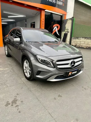 MERCEDES-BENZ GLA 200 1.6 CGI ADVANCE 16V TURBO GASOLINA 4P AUTOMÁTICO