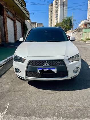 MITSUBISHI OUTLANDER 3.0 GT4 4X4 V6 24V GASOLINA 4P AUTOMÁTICO