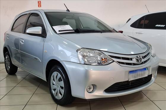 TOYOTA ETIOS 1.5 XS 16V FLEX 4P AUTOMÁTICO