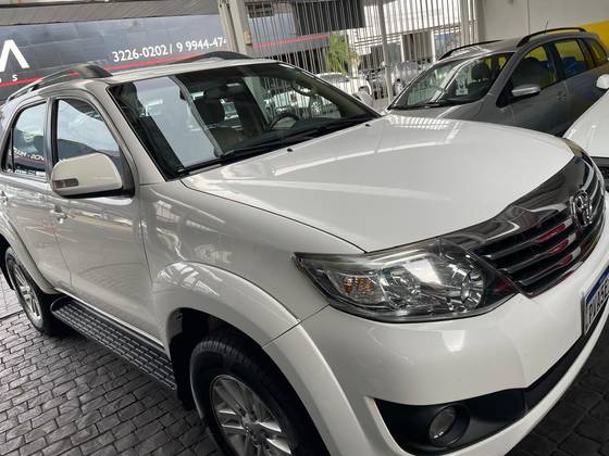 TOYOTA HILUX SW4 2.7 SR 4X2 16V FLEX 4P AUTOMÁTICO