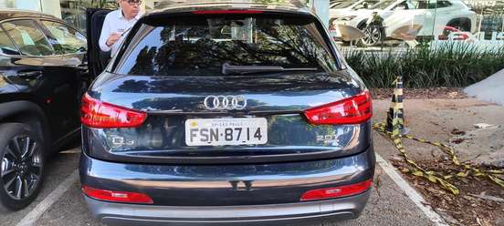 AUDI-Q3-2014