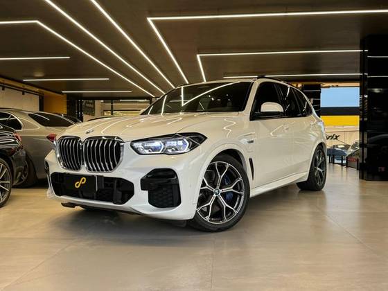 BMW X5 3.0 I6 TURBO HÍBRIDO XDRIVE45E M SPORT AUTOMÁTICO