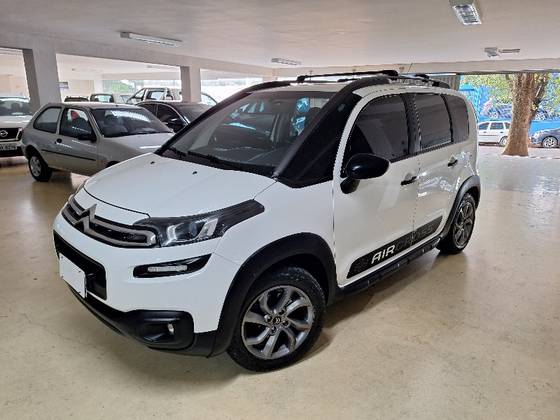 CITROËN AIRCROSS 1.6 FEEL 16V FLEX 4P AUTOMÁTICO