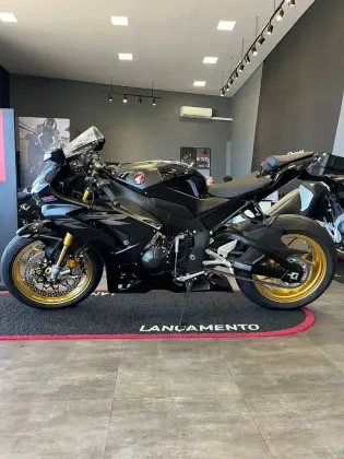HONDA CBR 1000RR-R FIREBLADE SP 