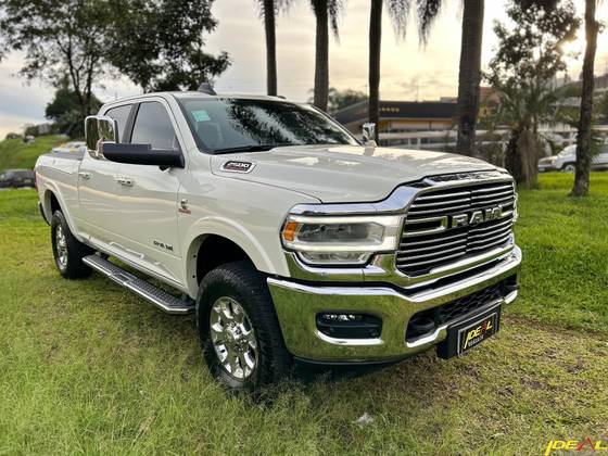 RAM 2500 6.7 I6 TURBO DIESEL LARAMIE QUARTO DE MILHA CD 4X4 AUTOMÁTICO