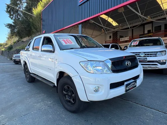 TOYOTA HILUX 2.5 STD 4X4 CD 16V TURBO DIESEL 4P MANUAL