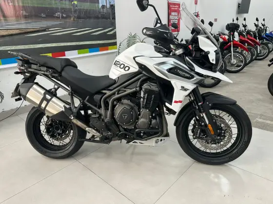 TRIUMPH TIGER 1200 XCX 