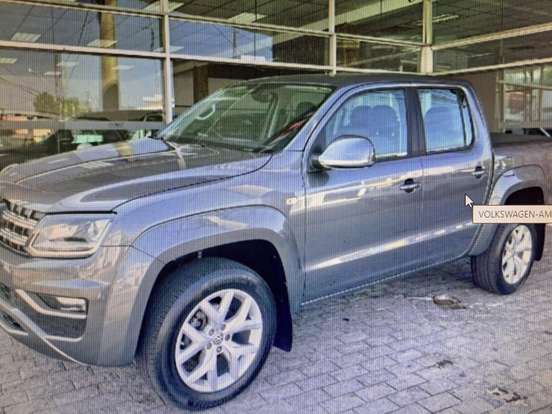 VOLKSWAGEN-AMAROK-2.0 HIGHLINE 4X4 CD 16V TURBO INTERCOOLER DIESEL 4P AUTOMÁTICO VOLKSWAGEN-AMAROK-2019