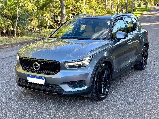 VOLVO XC40 2.0 T5 GASOLINA MOMENTUM AWD GEARTRONIC