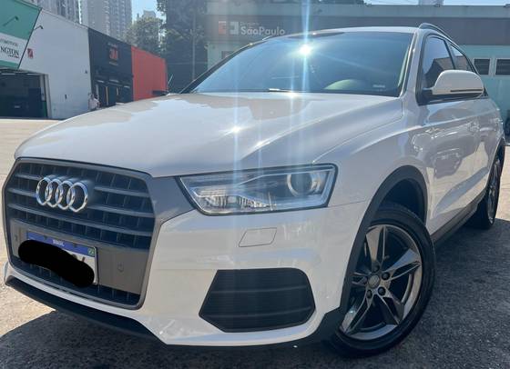 AUDI Q3 1.4 TFSI AMBIENTE GASOLINA 4P S TRONIC