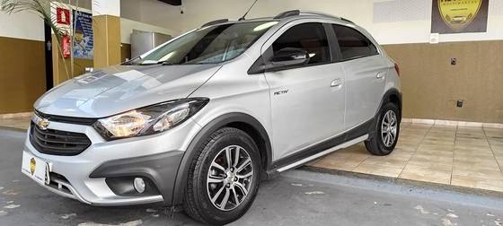 CHEVROLET ONIX 1.4 MPFI ACTIV 8V FLEX 4P AUTOMÁTICO