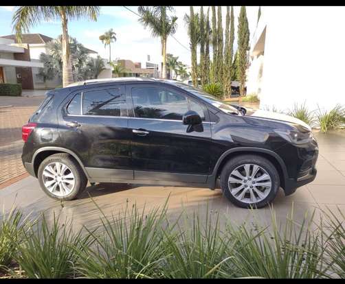 CHEVROLET-TRACKER-2017