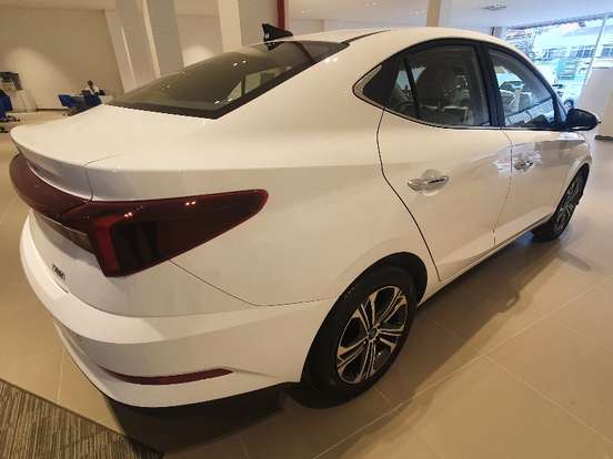 HYUNDAI-HB20S-2023