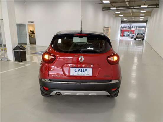 RENAULT-CAPTUR-2020