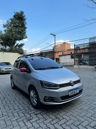 VOLKSWAGEN FOX 1.0 MPI TRENDLINE 12V FLEX 4P MANUAL