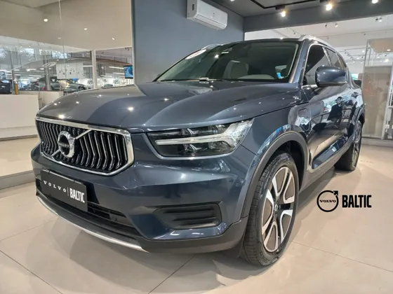 VOLVO XC40 1.5 T5 RECHARGE MOMENTUM GEARTRONIC