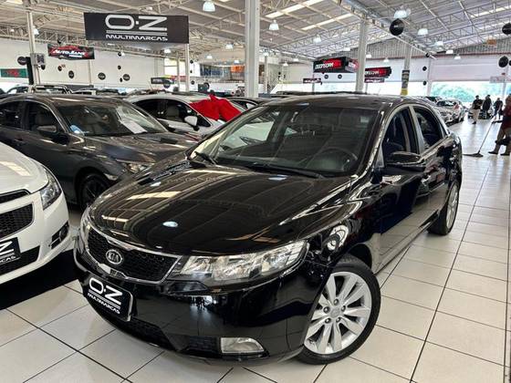 KIA CERATO 1.6 SX3 16V GASOLINA 4P MANUAL