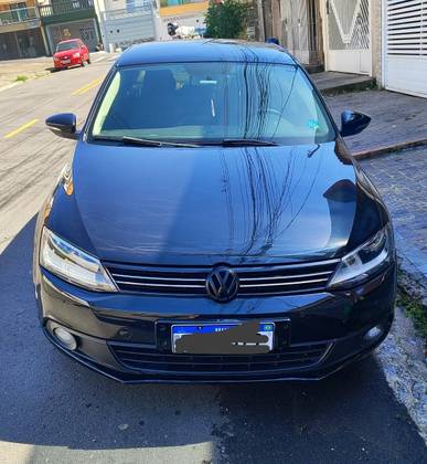 VOLKSWAGEN JETTA 2.0 COMFORTLINE FLEX 4P MANUAL