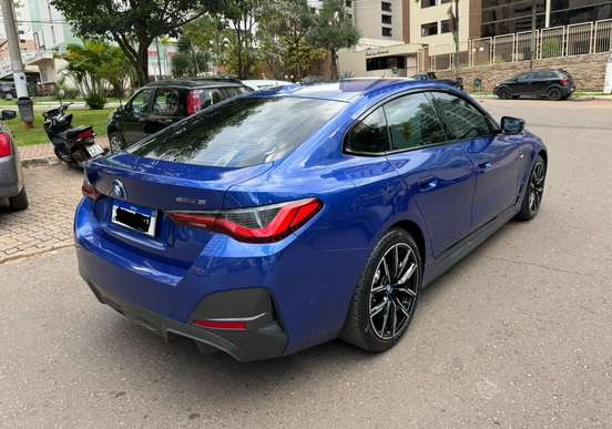 BMW-I4-2023