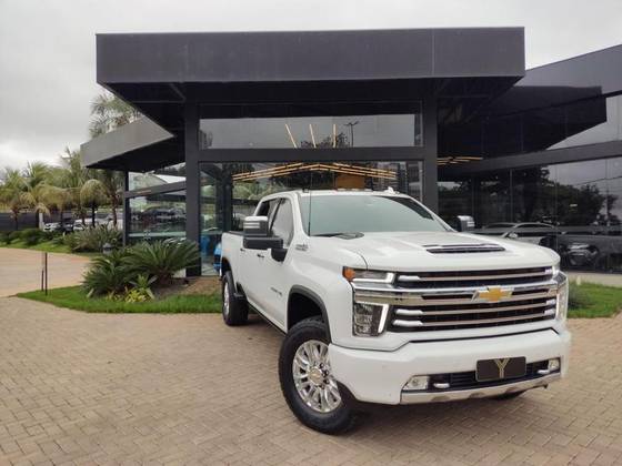 CHEVROLET SILVERADO 6.6 V8 DURAMAX DIESEL 2500HD CHASSI 4WD AUTOMÁTICO