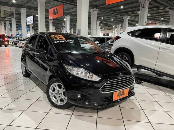 FORD FIESTA 1.6 SE HATCH 16V FLEX 4P POWERSHIFT