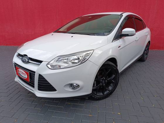 FORD FOCUS 2.0 SE PLUS 16V FLEX 4P POWERSHIFT