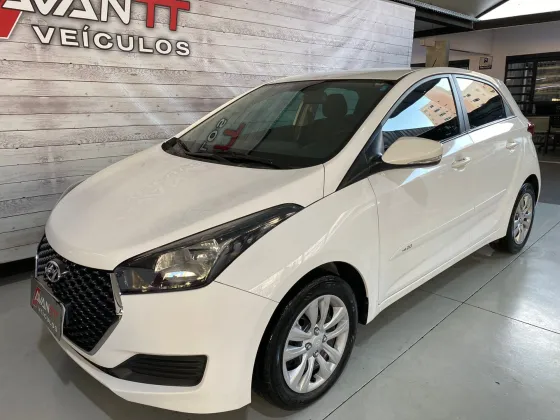 HYUNDAI HB20 1.6 COMFORT PLUS 16V FLEX 4P AUTOMÁTICO