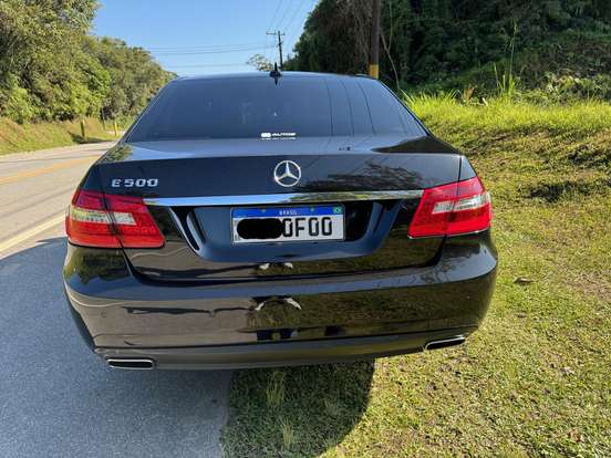 MERCEDES-BENZ-E 500-5.5 GUARD VR4 V8 GASOLINA 4P AUTOMÁTICO MERCEDES-BENZ-E 500-2012