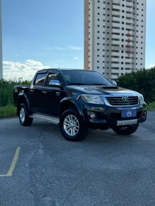 TOYOTA HILUX 3.0 SRV TOP 4X4 CD 16V TURBO INTERCOOLER DIESEL 4P AUTOMÁTICO