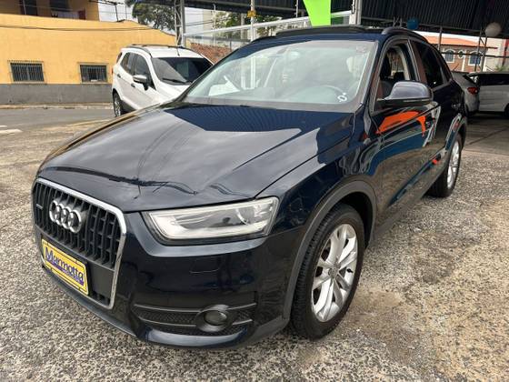 AUDI Q3 2.0 TFSI AMBIENTE QUATTRO 4P GASOLINA S TRONIC