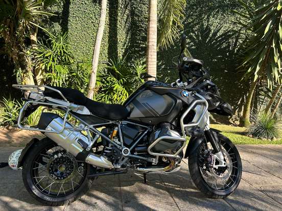 BMW-R 1250 GS ADVENTURE TRIPLE BLACK BMW-R 1250 GS ADVENTURE TRIPLE BLACK-2021