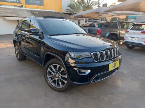 JEEP GRAND CHEROKEE 3.6 LIMITED 4X4 V6 24V GASOLINA 4P AUTOMATICO