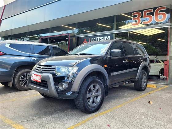 MITSUBISHI PAJERO 3.2 OUTDOOR 4X4 16V TURBO INTERCOOLER DIESEL 4P AUTOMÁTICO