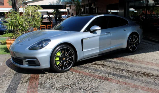 PORSCHE PANAMERA 2.9 V6 E-HYBRID 4 PDK