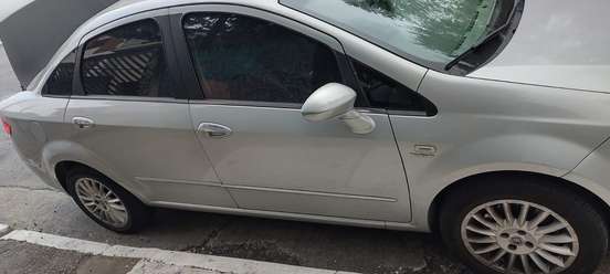 FIAT-LINEA-2008