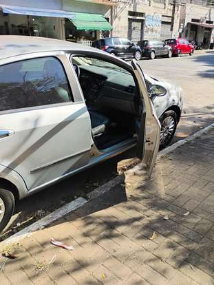 FIAT-LINEA-2008