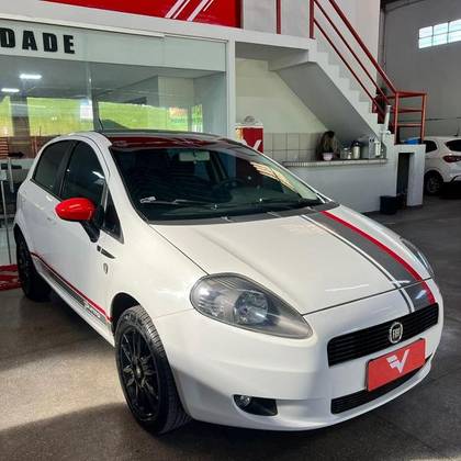 FIAT PUNTO 1.4 ATTRACTIVE ITALIA 8V FLEX 4P MANUAL